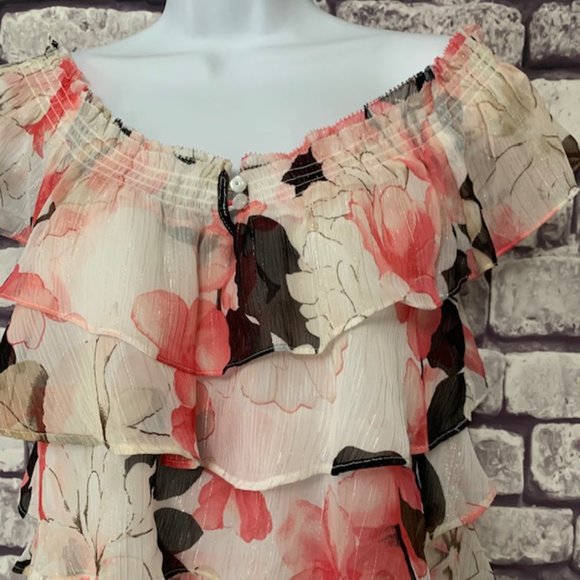 White House Black Market Tiered Blouse Size S - Picture 2 of 8